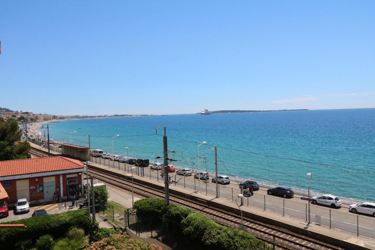 Studio With Beautiful Sea View And Direct Beach Access كان المظهر الخارجي الصورة