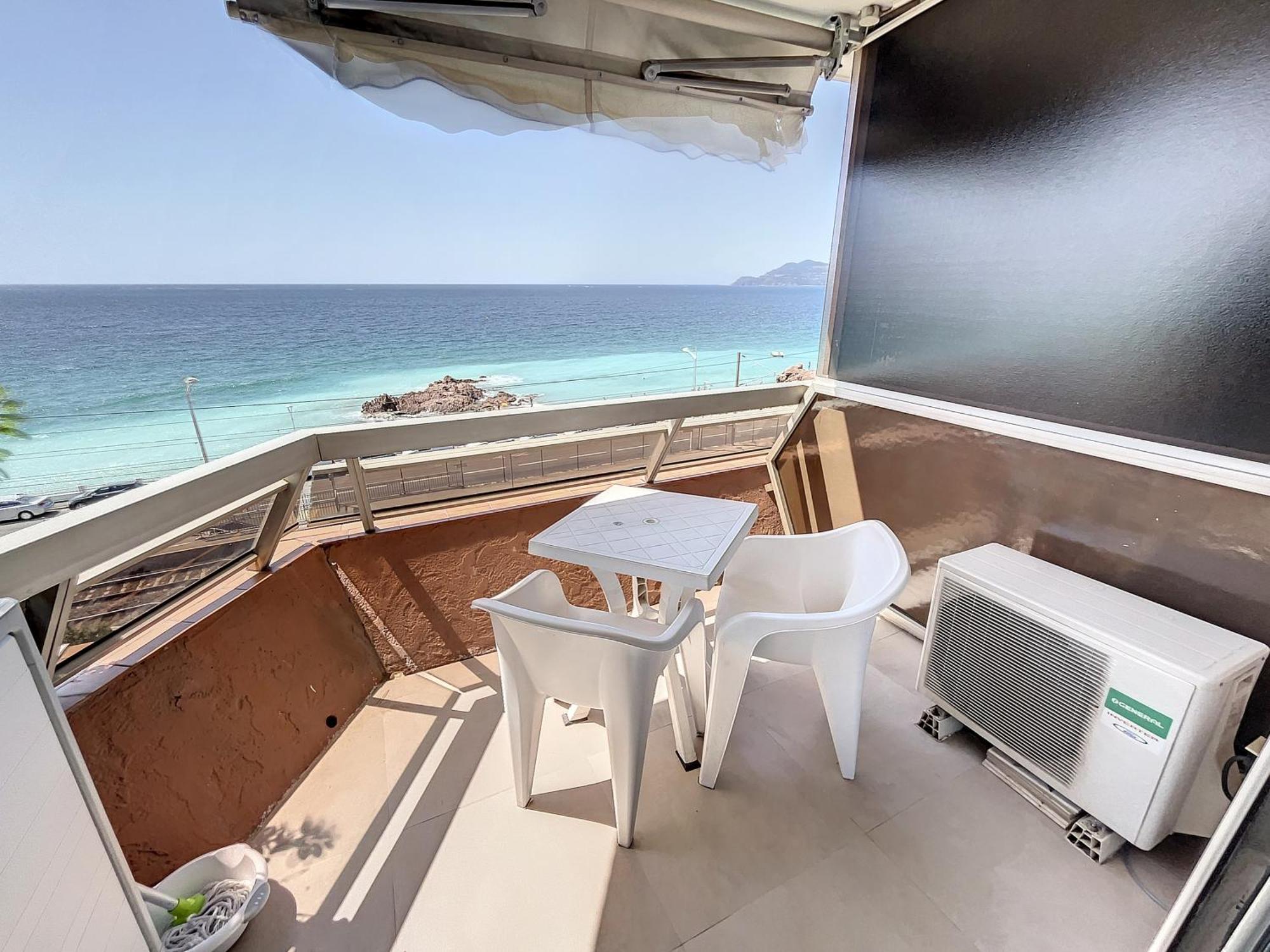 Studio With Beautiful Sea View And Direct Beach Access كان المظهر الخارجي الصورة